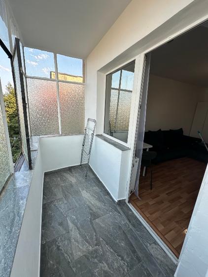 Vând garsonieră proprietar  - 4