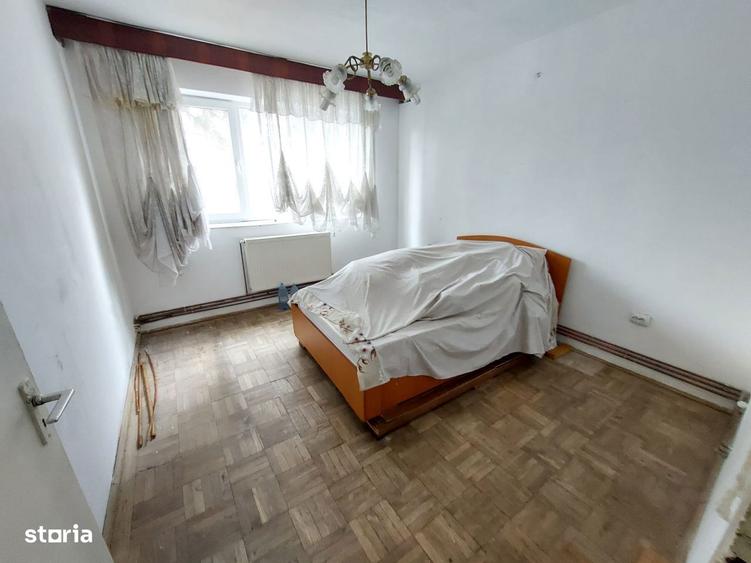 COMISION 0 Ap. 4 cam, decom. 79 mp utili, Et. 2, Aleea Trandafirilor - 4