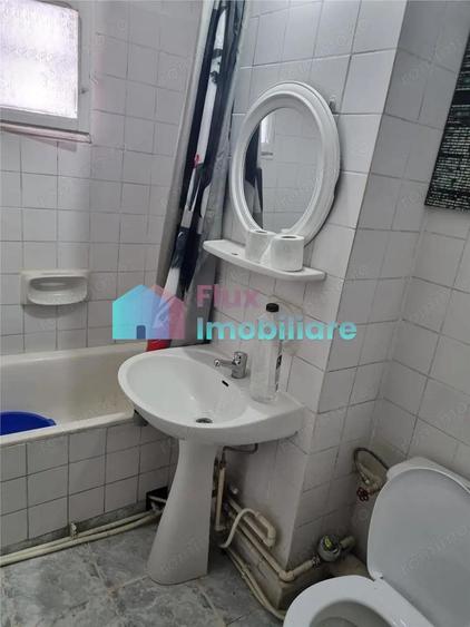 Apartament nemobilat 2 camere intrare Obcini - 3