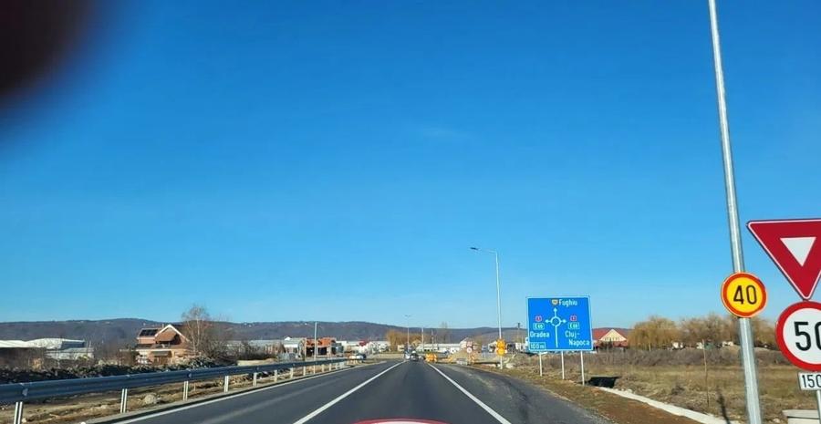 Teren cu constructii giratoriu Oradea(Osorhei)-Cluj, 7010 mp, 141 € /mp - 3