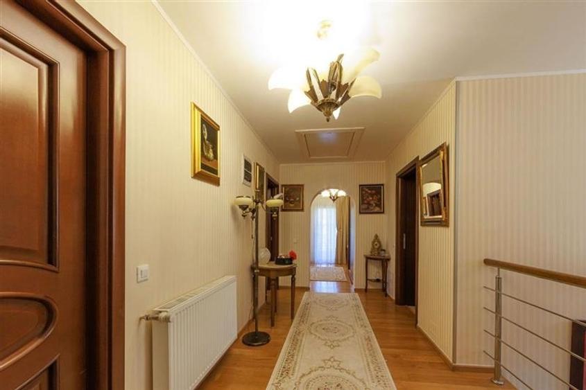 Vanzare vila Snagov - 5