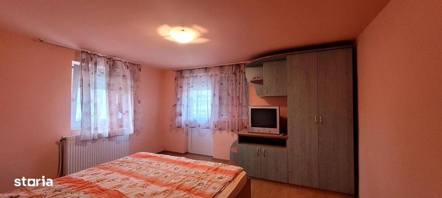 Casă cu 4 camere în Felcheriu