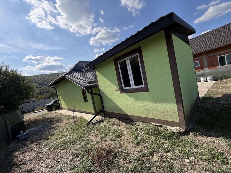 Casă cu 3 camere în Tutana