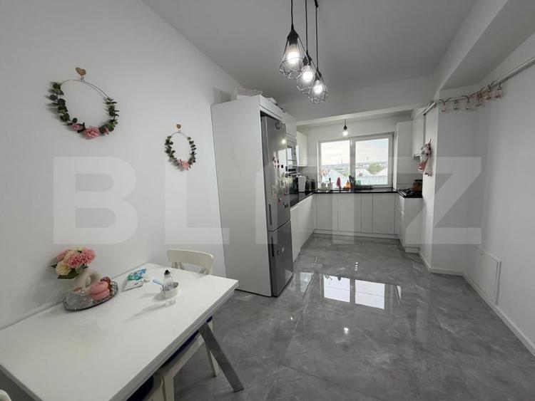 Apartament cu 2 camere decomandat, mobilat în Periferie