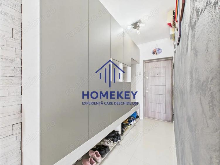 Apartament cu 3 camere semidecomandat, mobilat în Central