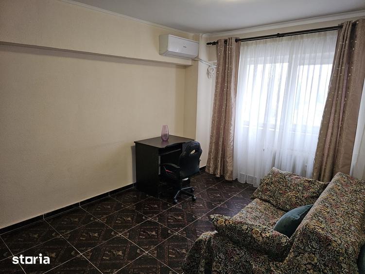 Apartament cu 3 camere în Tudor Vladimirescu