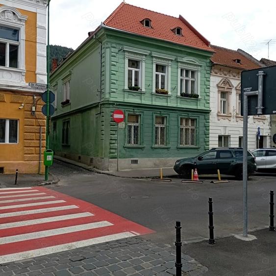 Casă cu 3 camere cu Teren 120 Mp în Schei
