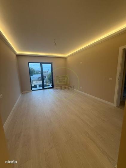 Casă cu 4 camere cu Teren 250 Mp în Malu Mare