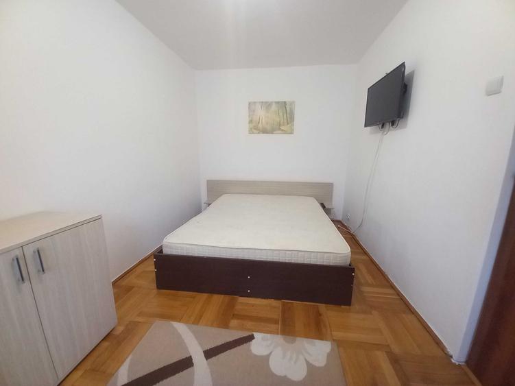Apartament cu 3 camere semidecomandat în Fortuna