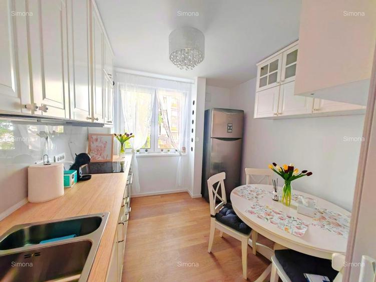 Apartament cu 3 camere semidecomandat, mobilat în Grivița