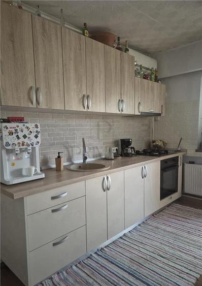 Apartament cu 2 camere decomandat, mobilat în Soarelui