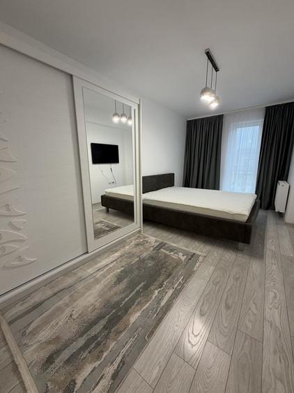 Apartament cu 2 camere decomandat în Exterior Vest
