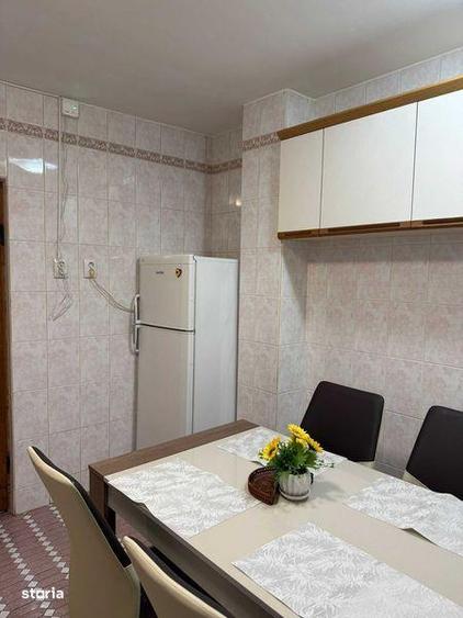Apartament cu 2 camere decomandat, mobilat în Sebastian