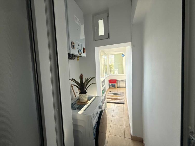 Apartament cu 2 camere decomandat în Între Lacuri
