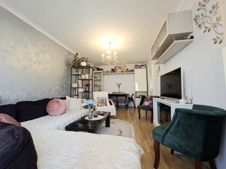 Apartament cu 4 camere decomandat, mobilat în Codlea