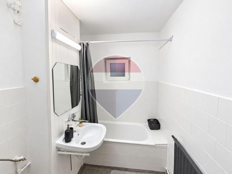 Apartament cu 2 camere semidecomandat, mobilat în Gară