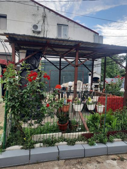 Casă cu 2 camere în Central