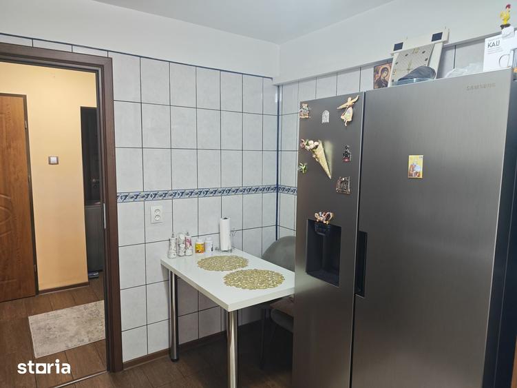 Apartament cu 3 camere în Lăpuș Argeș