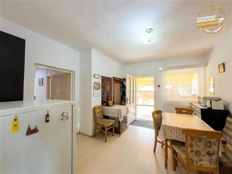 Tur 3D! Resedinta notabila,pe armonios cadru natural,distinse faciliati,Central, - 20