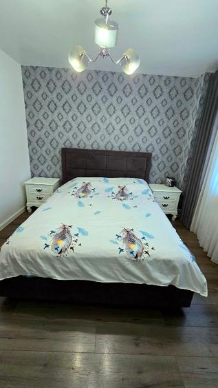 Apartament renovat 3 camere, 2 bai, loc parcare, decomandat, Gavana 3 - 5