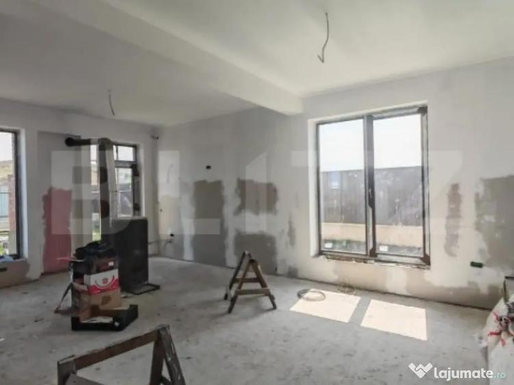 Casa de vanzare Tarlungeni 5 camere, teren, garaj, in - 1