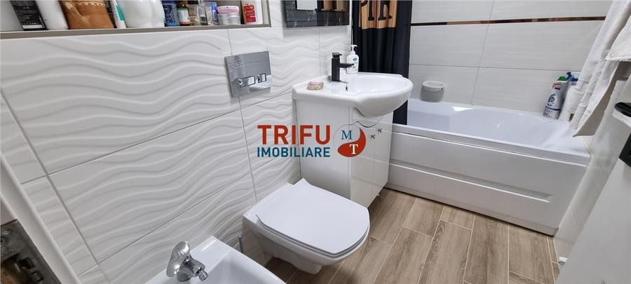 Apartament ultramodern  4 camere de vanzare Cetate  etaj 1 - 8