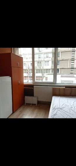 Camera cu baie- Tractorul - langa Coresi Mall - 1