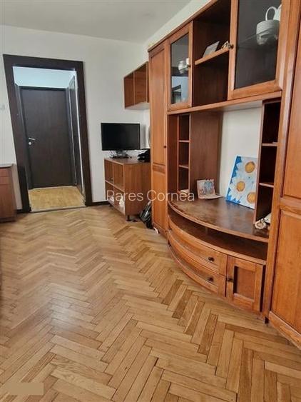 Vanzare apartament 3 camere la etajul 1, in Grigorescu- zona Biomedica
