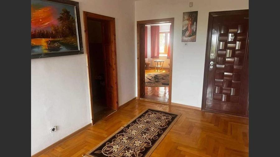 Villa for sale, 4 Rooms, 200 sqm, 4500 sqm, Cordun - 2