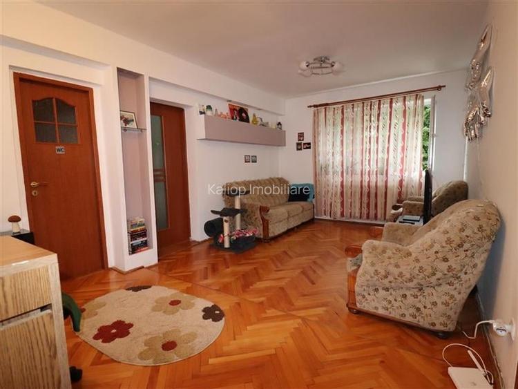 Apartament 3 camere | boxa | 72 mp | etaj 1 | Manastur Apartament 3 camere | boxa | 72 mp | etaj 1 | Manastur
