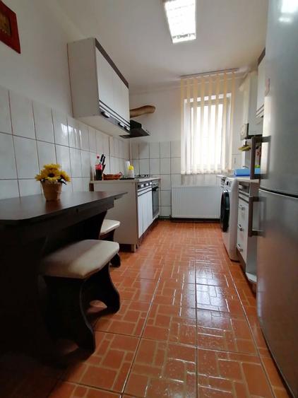 Vanzare apartament 2 camere - 3