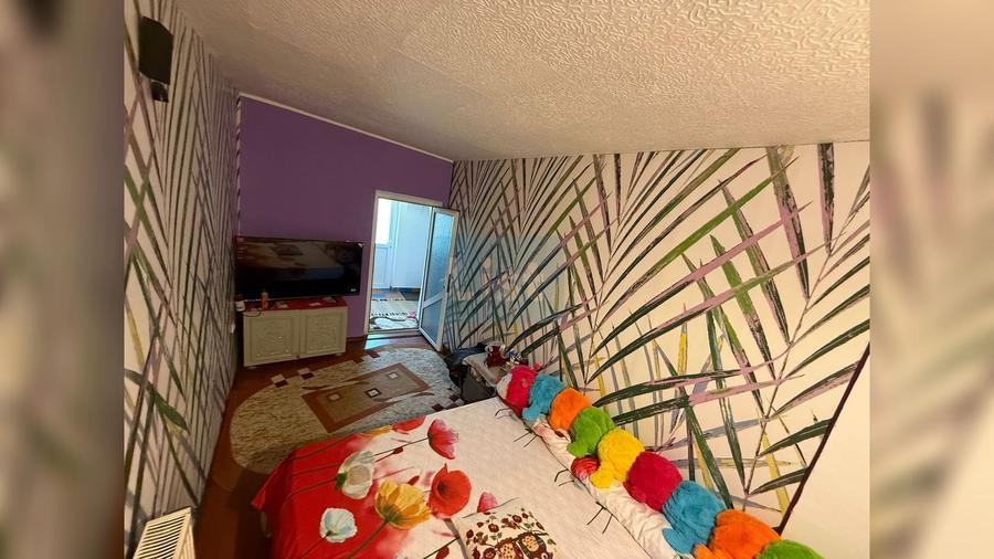 Casă decomandată 3 camere + grădină 450 m², zonă liniștită Galați - 1