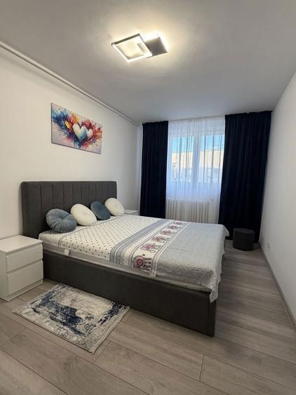 Proprietar INCHIRIEZ APARTAMENT 2 CAMERE prima inchiriere - 1