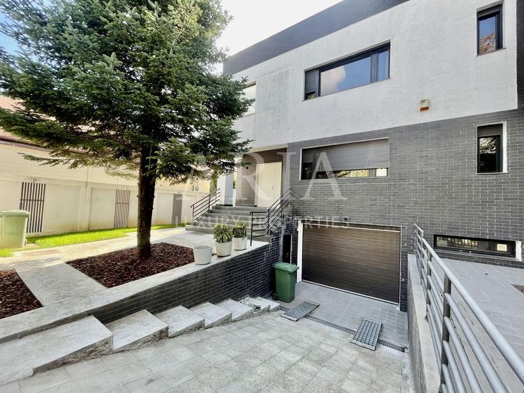 VILLA INDIVIDUALA BANEASA - lake view - 18