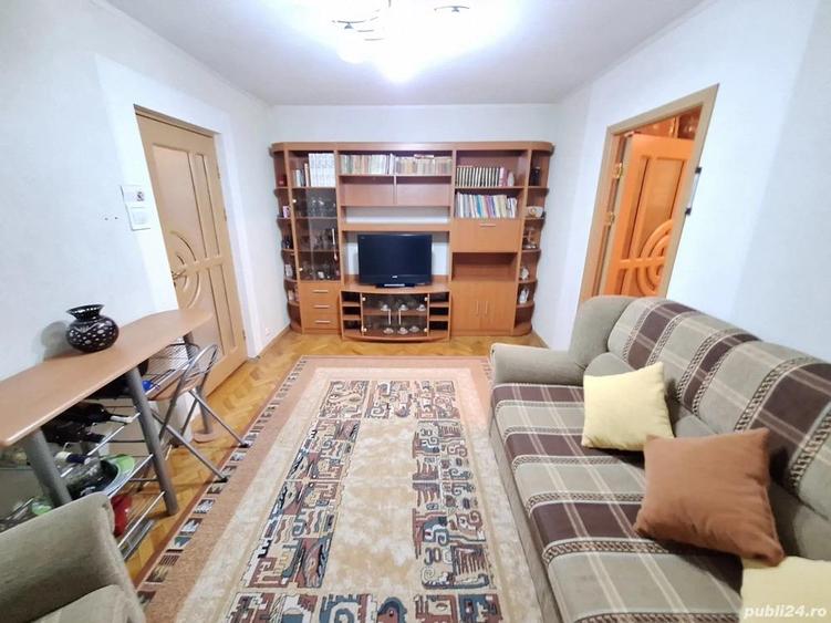 Vanzare apartament cu 2 camere Micro 19 - 1