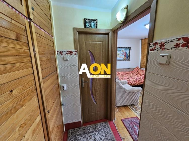 Apartament 3 camere, etaj 1, zona Piata Cetate - 2