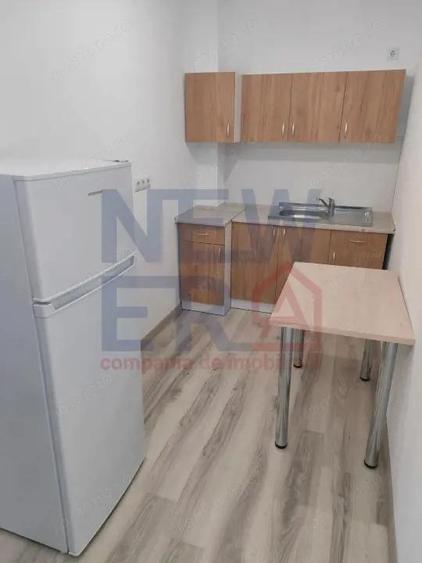 Cladire multifunc?ionala de vanzare 24 locuinte, curte, randament ridicat - 3