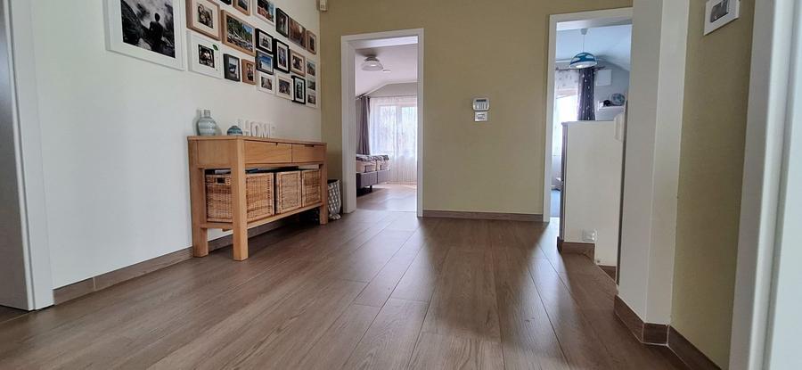 Casa eficienta energetic cu piscina in Giroc - 28