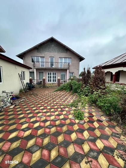 Casa de vanzare P+M 200 mp,Racovita DB - 4