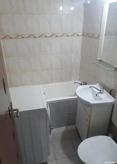 1 Camera Baza 3 - Carrefour Felicia - 5