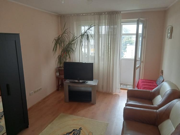 Vanzare | 3 camere  | Calea Rahovei Zona Liceul Bolintineanu | - 2