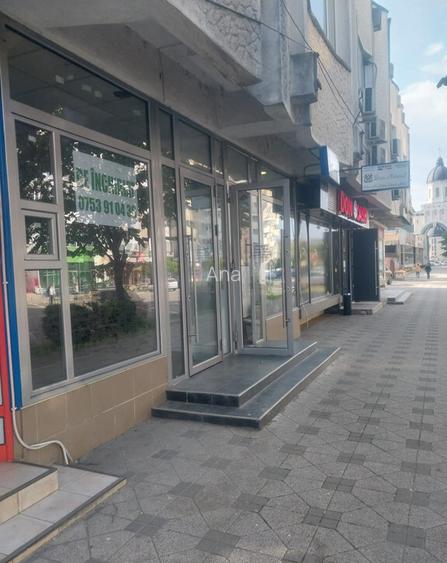 Ultracentral inchiriez spa?iu comercial str. Mihai Viteazul Ultracentral inchiriez spa?iu comercial str. Mihai Viteazul