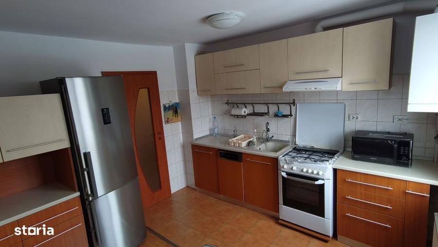 Proprietar, 2 camere dec, Tractoru, 51mp, et 3/4, renovat, loc parcare - 1