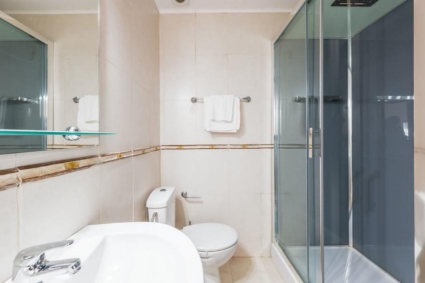 Vanzare investitie - cladire multifunctionala 65 spatii  4 etaje  Gura Humorului - 23