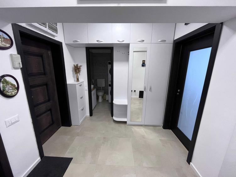Apartament cu 3 camere, 2 bai, Racadau, Str. Molidului - 7