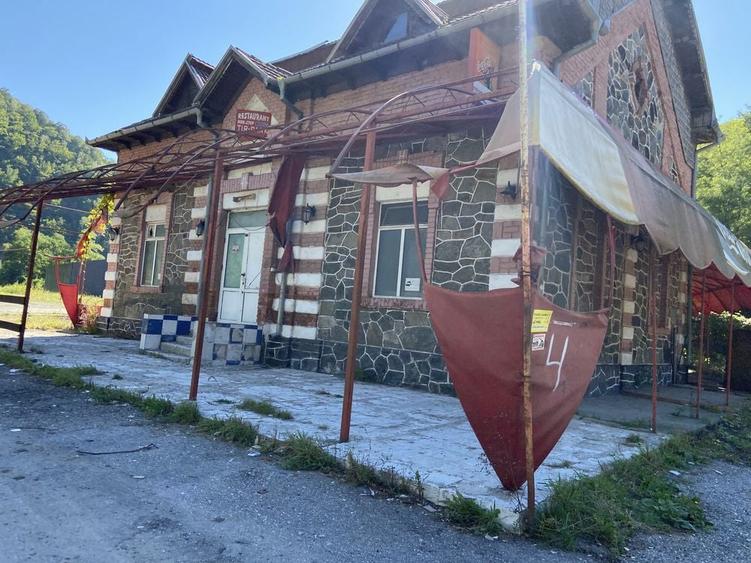 Imobil , spatiu comercial , cladire - 6