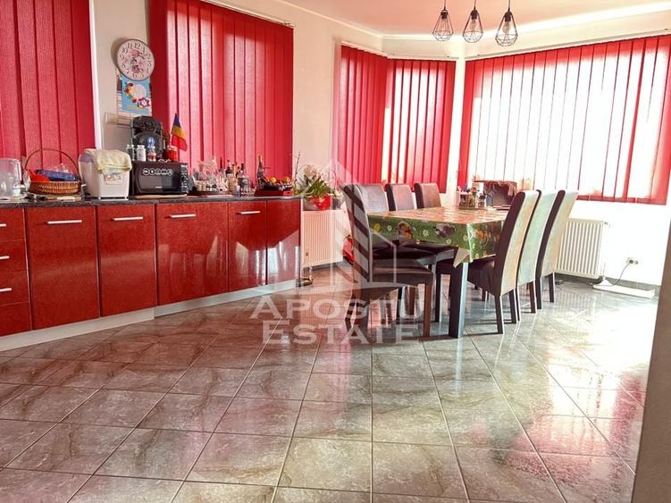 Casa individuala P+E+M, carport, piscina , in Sacalaz - 3