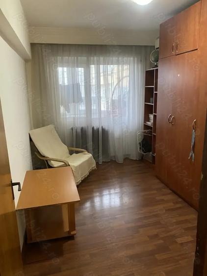 Proprietar vand ap. 3 camere - 1