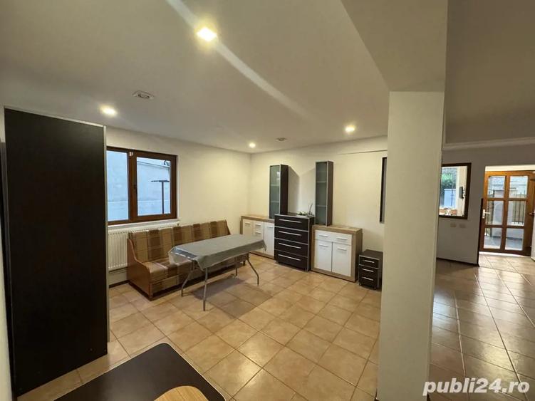 Vanzare Pensiune Casa 9 camere Eforie Nord | Mobilata, Utilata, Gata de Folosit - 4