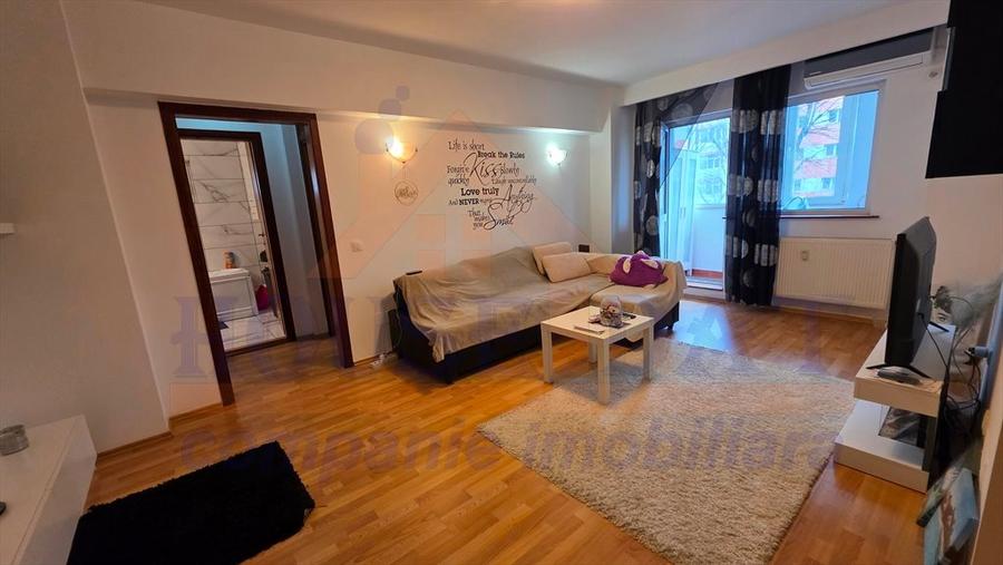 Vanzare apartament 2 camere Calea Mosilor, vedere spate - 1